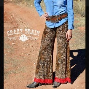 🎀BRAND NEW FROM BOUTIQUE🎀Leopard wide leg pants